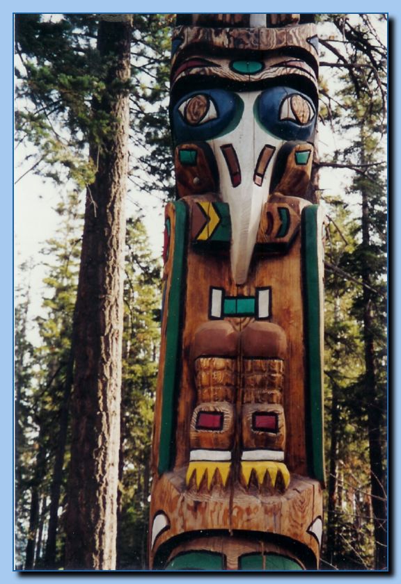 1-107 Totem-Traditional